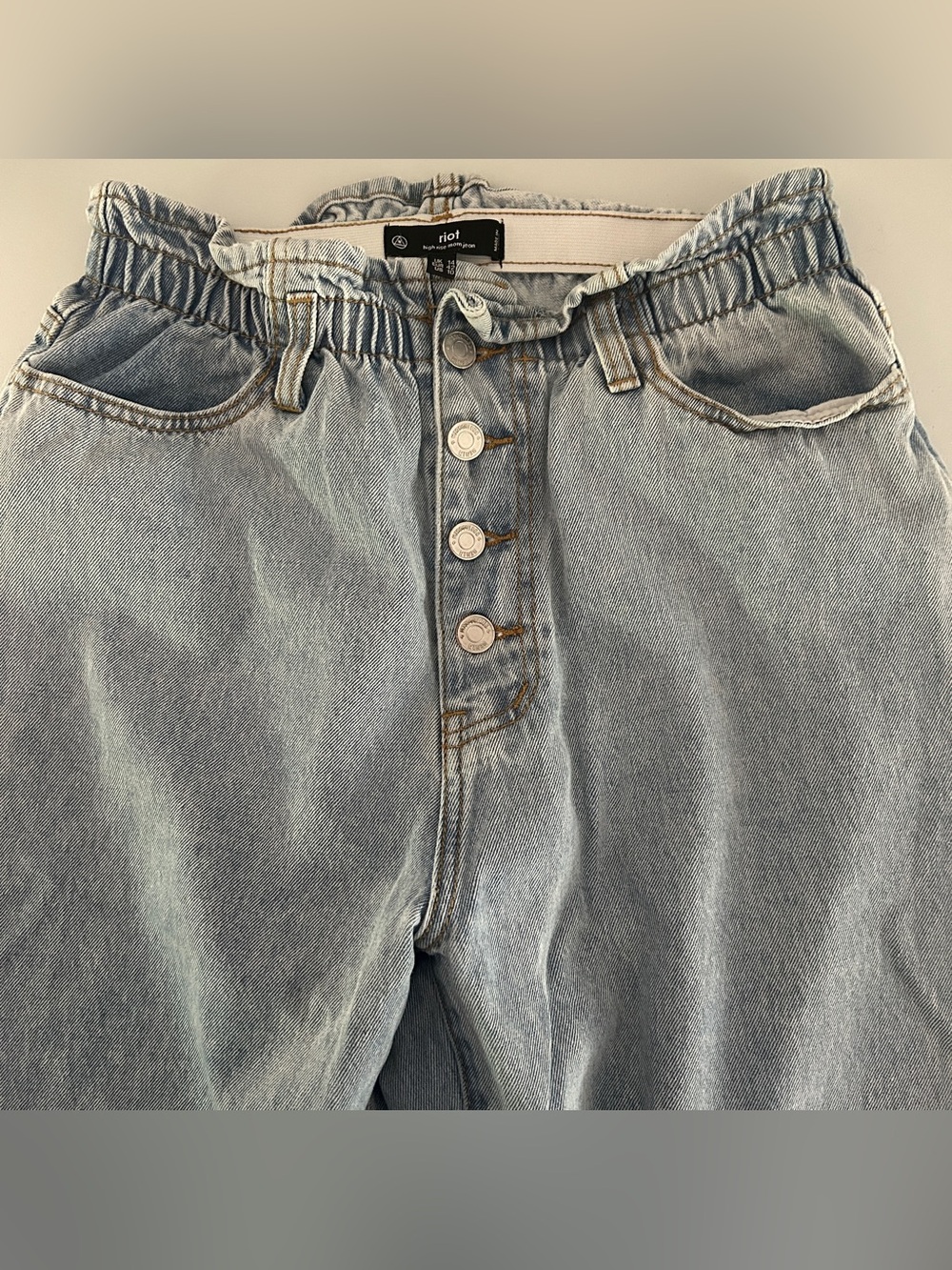 Riot High Rise Mom Button Fly size 10
